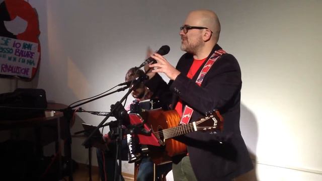 Alessio Lega - Ambaradan (live @ Germinal Trieste) смотреть онлайн