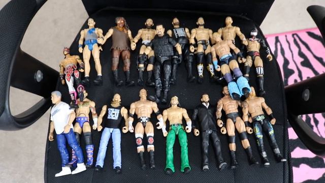 55 MAN WWE FIGURE BATTLE ROYAL! UNBELIEVABLE ELIMINATIONS! смотреть онлайн