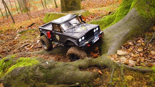 Hobbytech CRX Survival v2 Riding through the winter forest смотреть онлайн