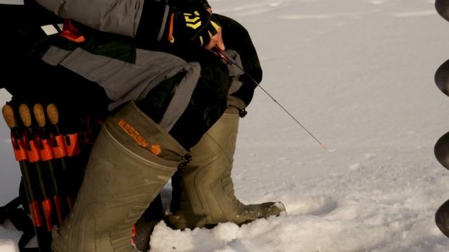 Взгляд со стороны. Зимний Рыболовный Спорт в дисциплине блесна со льда. смотреть онлайн