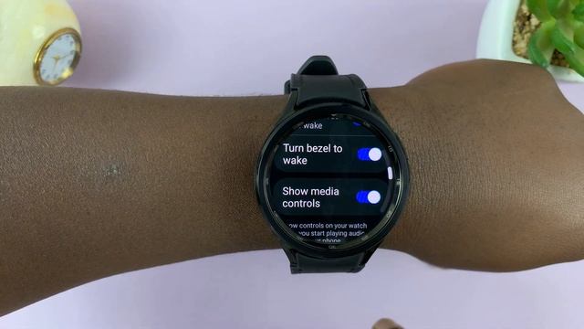 How To Enable / Disable 'Show Media Controls' On Samsung Galaxy Watch 6 / 6 Classic смотреть онлайн