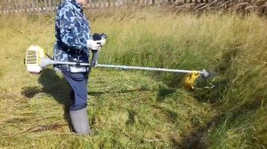 Как кошу мотокосой "Чемпион" ножом.