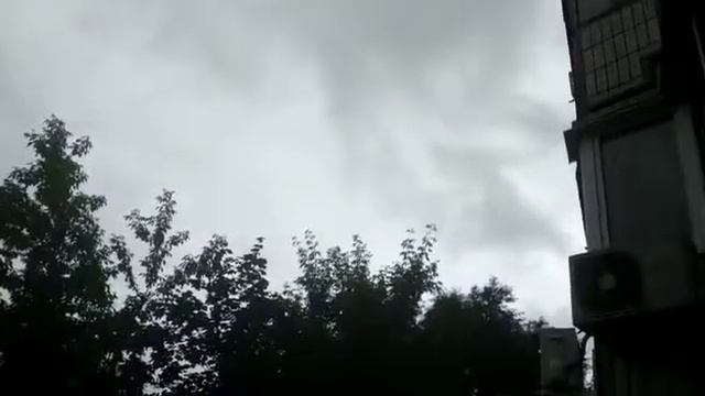 ЖДИТЕ СОЛНЦЕ СЕЙЧАС БУДЕТ... 31 7 19... смотреть онлайн