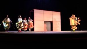 "Маски-шоу" : "Танец чашек и самовара"