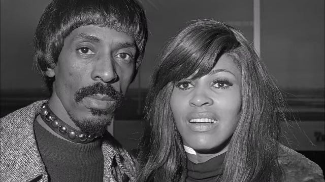 Ike & Tina Turner - Give It To Me смотреть онлайн
