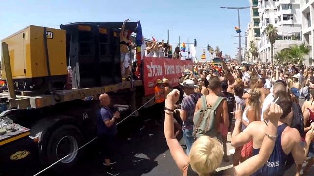 Какой-то фестиваль в Израиле смотреть онлайн