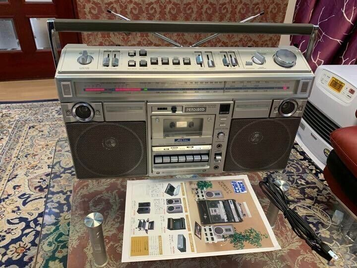 HITACHI TRK-8290 PERDISCO BOOMBOX-1980 год  ЯПОНИЯ