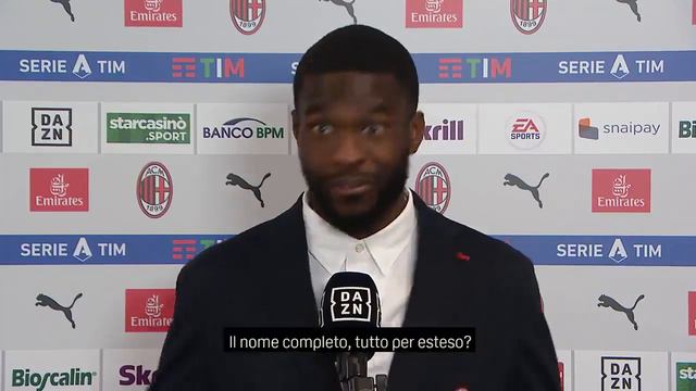 Journalist asks Fikayo Tomori to pronounce his full name 😂😂 смотреть онлайн