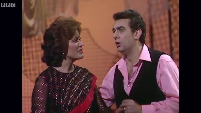 Kiri Te Kanawa & Placido Domingo 'Somewhere' Clip 1982 - смотреть видео ...