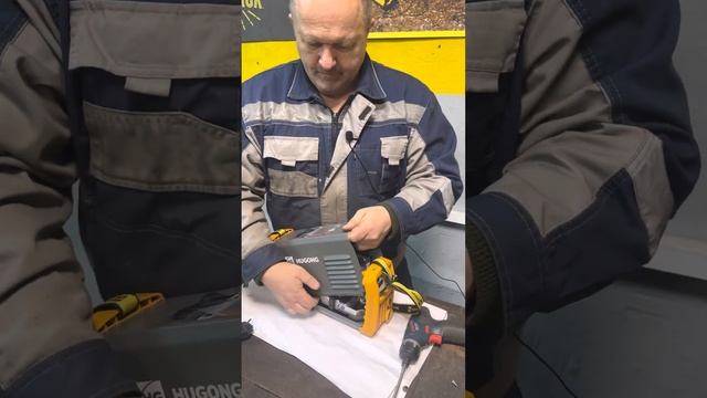 Разбираем Hugong Extreme 200 последней версии