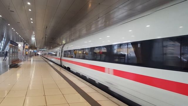 My 1.Hamburg-NRW-München ICE 4 In Frankfurt(M) Flughafen Fernbf: ICE515 München Hbf