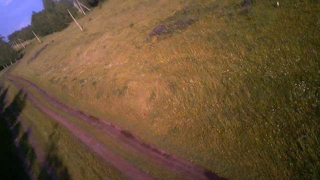 Учимся управлять квадрокоптером в поле ч.5 смотреть онлайн