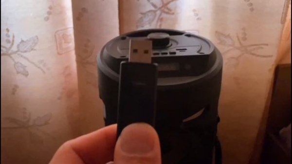 ОБЗОР на Блютуз КОЛОНКУ ZQS 4239 SPEAKER SUPER BASS