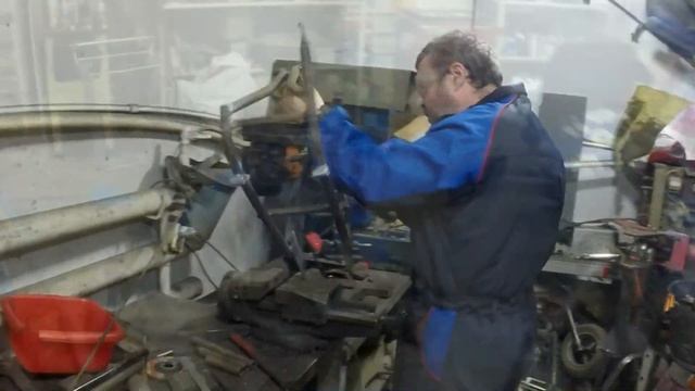 Грязнуха-ползуха или когда котам делать нечего смотреть онлайн