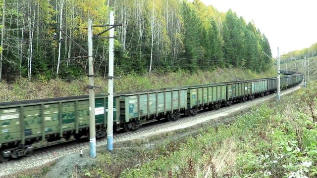 «На скорости» Электровоз 2ЭС6-435 «Синара» с грузовым поездом смотреть онлайн