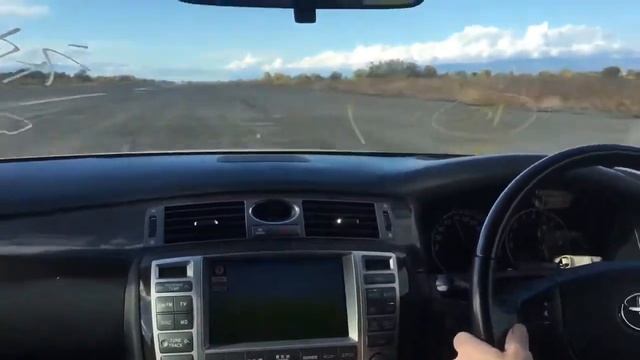 Toyota majesta crown v8 test Drift(1) смотреть онлайн