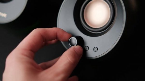 the BEST VALUE SPEAKERs? Creative Pebble Pro Review