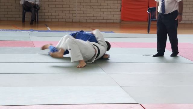VI Trofeu Ne Waza Vila de Lloret 2011. Cat Veteranos. Oscar Corrales-Nestor Fraile (Final) смотреть онлайн