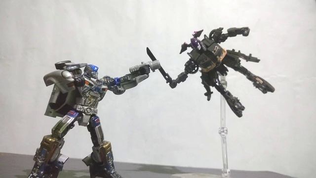 Sedikit Cat Yang Bikin PERUBAHAN BESAR | Review Transformers Rise Of The Beast Deluxe Class Mirage смотреть онлайн