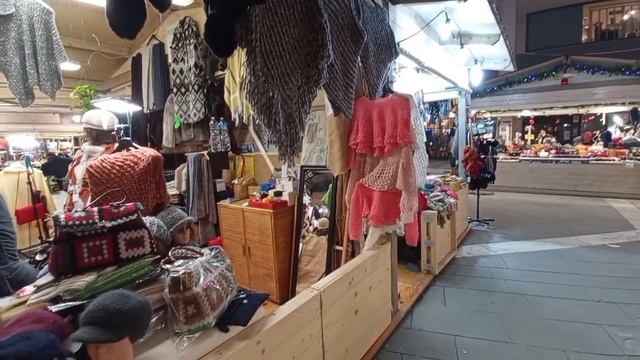 Ареццо ч. 2| Город, витрины магазинов| Итальянский рынок смотреть онлайн