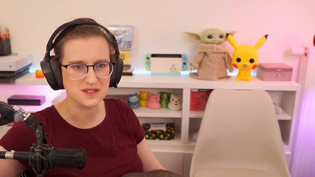 OH MY GOD, WHAT?! SQUID GAME - FIRST TIME WATCHING - REACTION - Episode 1 "Red Light, Green light" смотреть онлайн