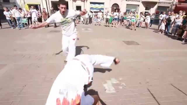ABADA Capoeira, Russia, Moscow, 11 08 2013 Mestre Camisa Parabens смотреть онлайн