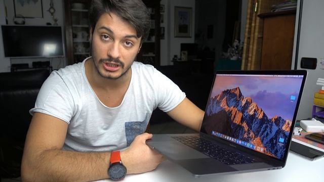 MacBook Pro 15" 2016 | Recensione di Spazio iTech смотреть онлайн