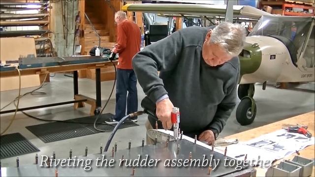 Learning to build an airplane at the Zenith Aircraft factory workshop смотреть онлайн