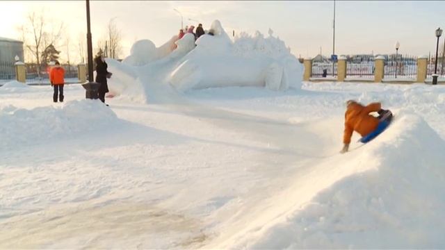 АКТИВНЫЙ НОВЫЙ ГОД смотреть онлайн