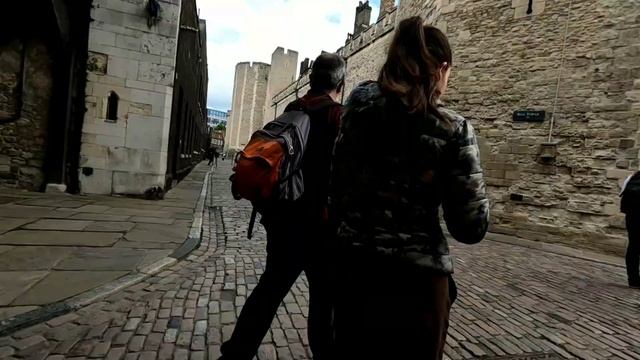 @Manisha&Prashant #London trip day 2 #Fire of London #Tower of London #Exploring UK..#uber boat rid смотреть онлайн
