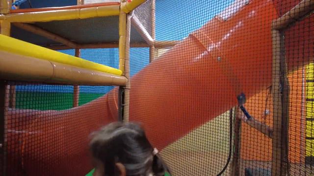 The Biggest Indoor Playground In Orange County: Billy Beez