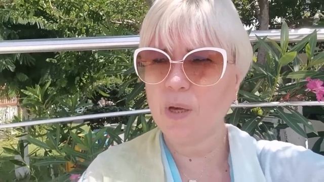 Навела Красоту* Педикюр* Ресницы* Новые знакомства* Как тесен Мир*