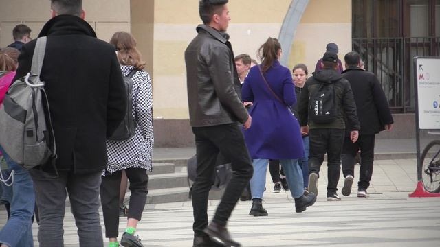 Прогулка по весенней Москве 2022.04.16 смотреть онлайн