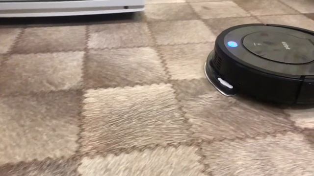 Помощник для мамы робот-пылесос Kitfort КТ-563. смотреть онлайн