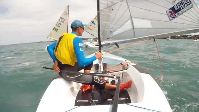 Giles Scott GBR41 in the 2015 Finn Gold Cup Medal Race in Takapuna смотреть онлайн
