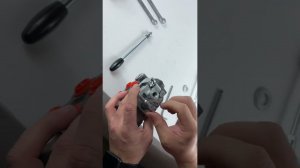 Установка Джойстика Гидрораспределителя на корпус р40