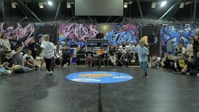 BABY BATTLE 1x1 ↔ Ural vs Maloy ↔ 1'8 ↔ COMBONATION x3 #combonationX3 #bmvideo смотреть онлайн