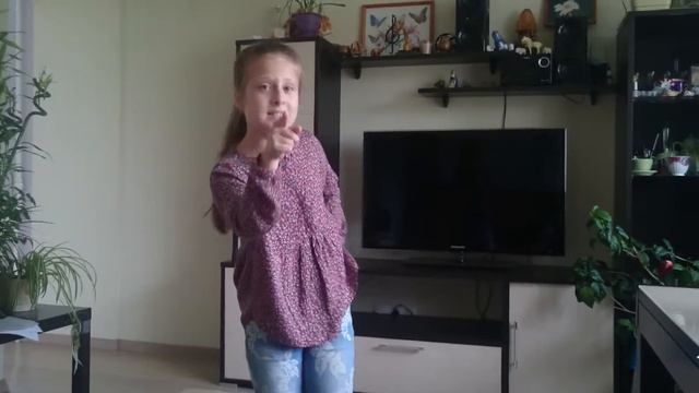 Вероника Мясковская песня про Бабу Ягу смотреть онлайн