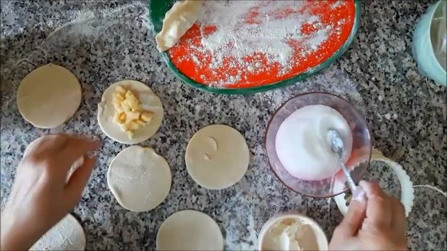 Вареники с яблоками \ rus manti ile elma \ Dumplings with apples смотреть онлайн
