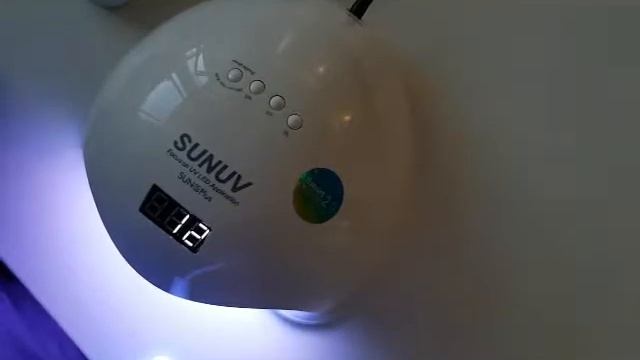 Мощная и удобная лампа для сушки гель-лака. ВЫГОДНАЯ ЦЕНА И КАЧЕСТВО СУПЕР!!!