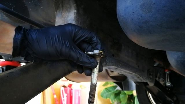 Sedap layan corner || Cara tukar lower arm, Stabilizer link & Bar bush belakang (Rear) смотреть онлайн