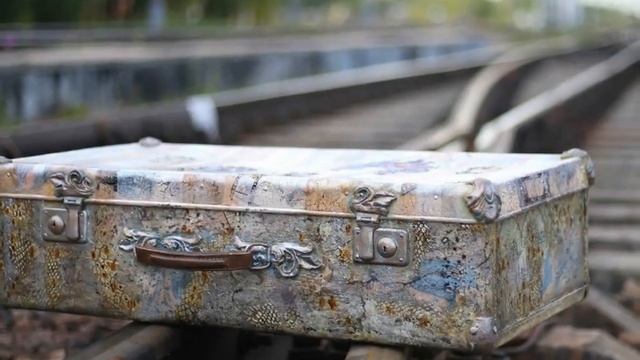 Декор старого чемодана. "Странница". смотреть онлайн