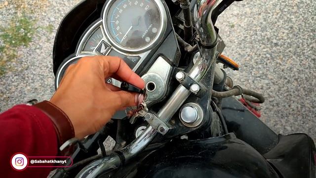 YBR 125G vs CB150F Comparsion | Specs, Features, Sound Test | Sabahat Vlogs смотреть онлайн