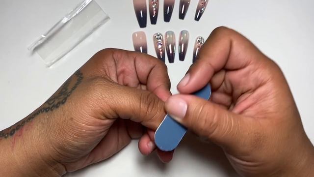 DIY - Testing $10 Nail Kit from Walmart - Easy Fake Salon Nails - Lasts 2 Weeks смотреть онлайн