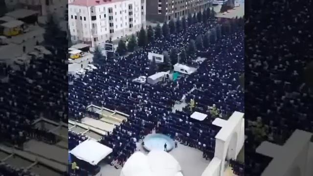 Пятничный намаз в Магасе 12.10.2018г. смотреть онлайн