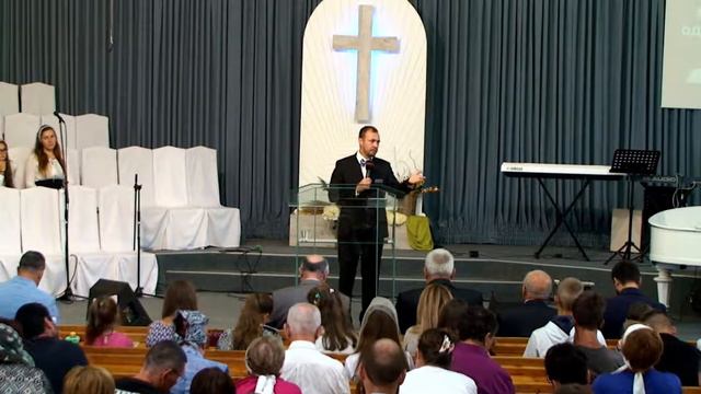 Кому отвечает Бог - Денис Сердиченко смотреть онлайн