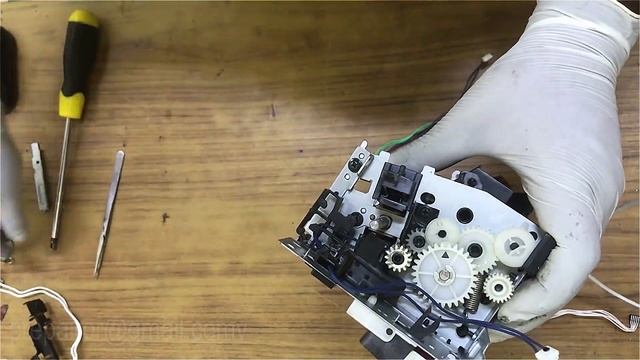 HP LASERJET M477 FUSER UNIT REPAIR, PAPPER JAM ON FUSER AREA смотреть онлайн