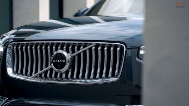 2023 Volvo XC90 Recharge T8 AWD in Denim Blue смотреть онлайн