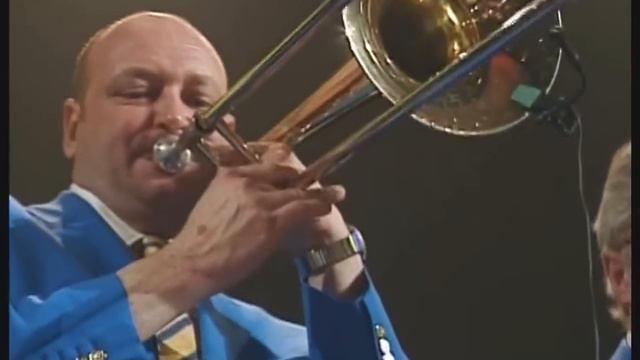 JAMES LAST - Great Beatles Medley (Oberfrankenhalle Bayreuth 2000)