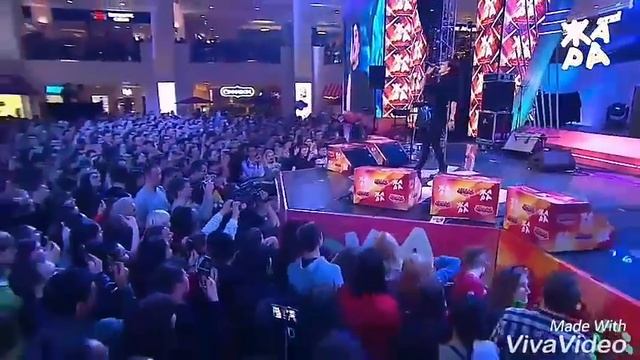 Настасья Самбурская. Клип на песню "Мазохисты" смотреть онлайн